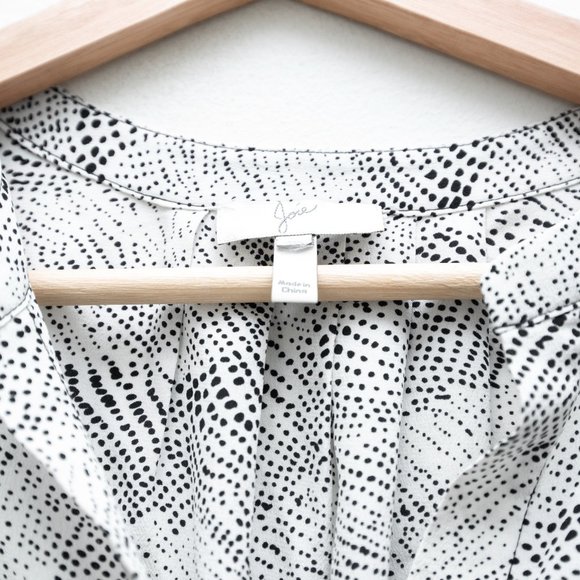 Joie 100% Silk V Neck Dotted Blouse - Picture 9 of 9
